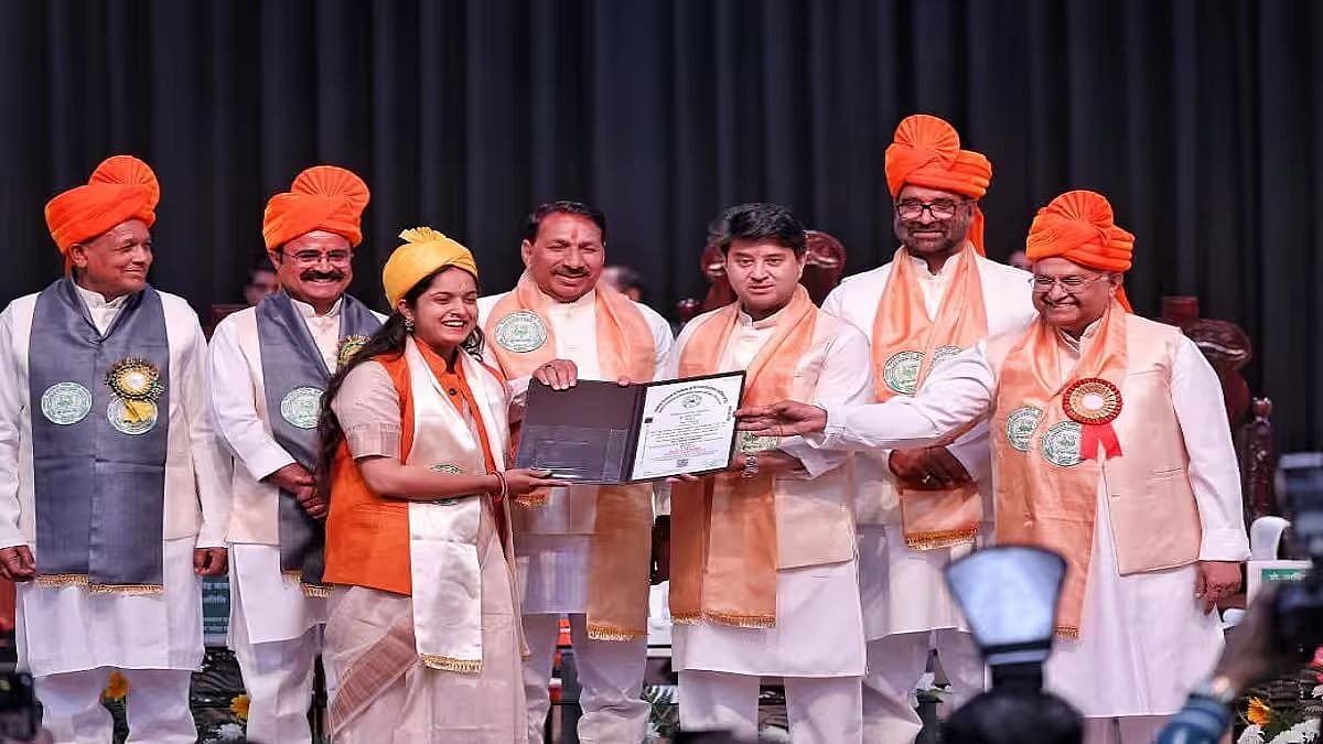 Union minister Jyotiraditya Scindia Urges Agri Graduates To Drive Nation-Building Through Digital Tech and AI for Developed India Vision 