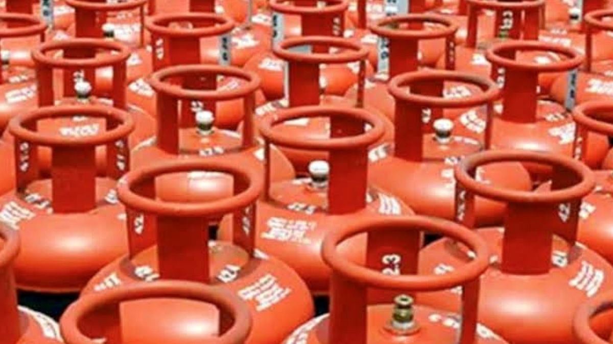 Illegal gas godown busted in Dombivli’s Sagaon area; 1,839 LPG cylinders and seven vehicles seized | Representational Image