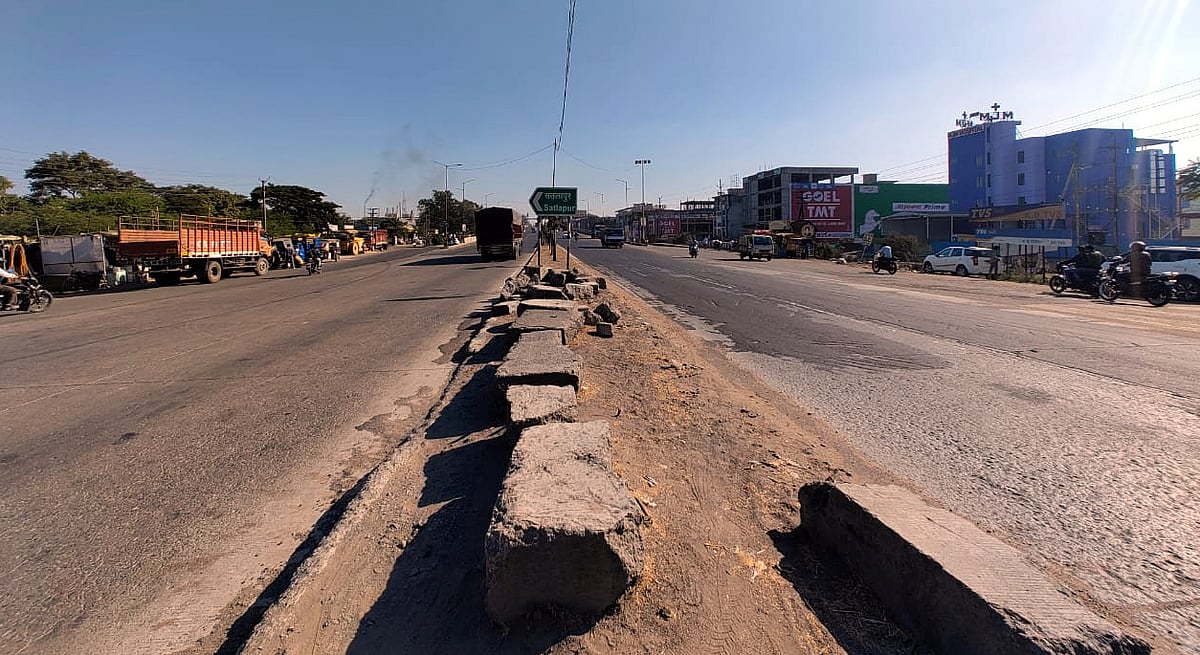 Bhopal’s 1st ‘Bhoj–Narmada’ Heritage Gate Stalled Amid Metro, NHAI Projects
