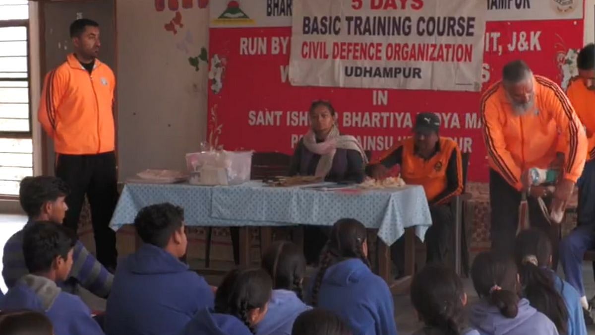J&K SDRF, Civil Defence Conduct 5-Day Emergency Response Training For Students In Udhampur - Video