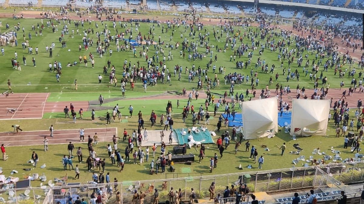 Messi India Tour 2025: Police Detain Organizer After Chaos At Kolkata's Salt Lake Stadium 