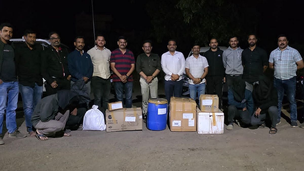 The Crime Branch Unit 7 has busted a major mephedrone (MD) drug manufacturing factory and seized narcotics and raw material worth approximately ₹115 crore. |