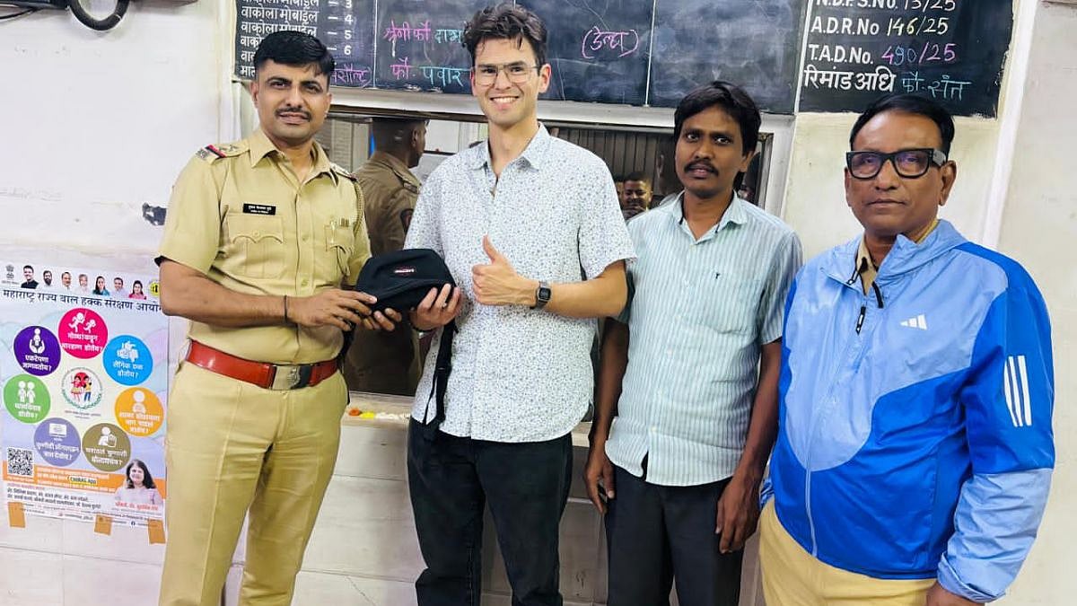 Mumbai Police Act Swiftly As Vakola Cops Recover German National’s Lost Passport, Visa And Cash After Tracing App-Based Taxi Within An Hour | VIDEO 