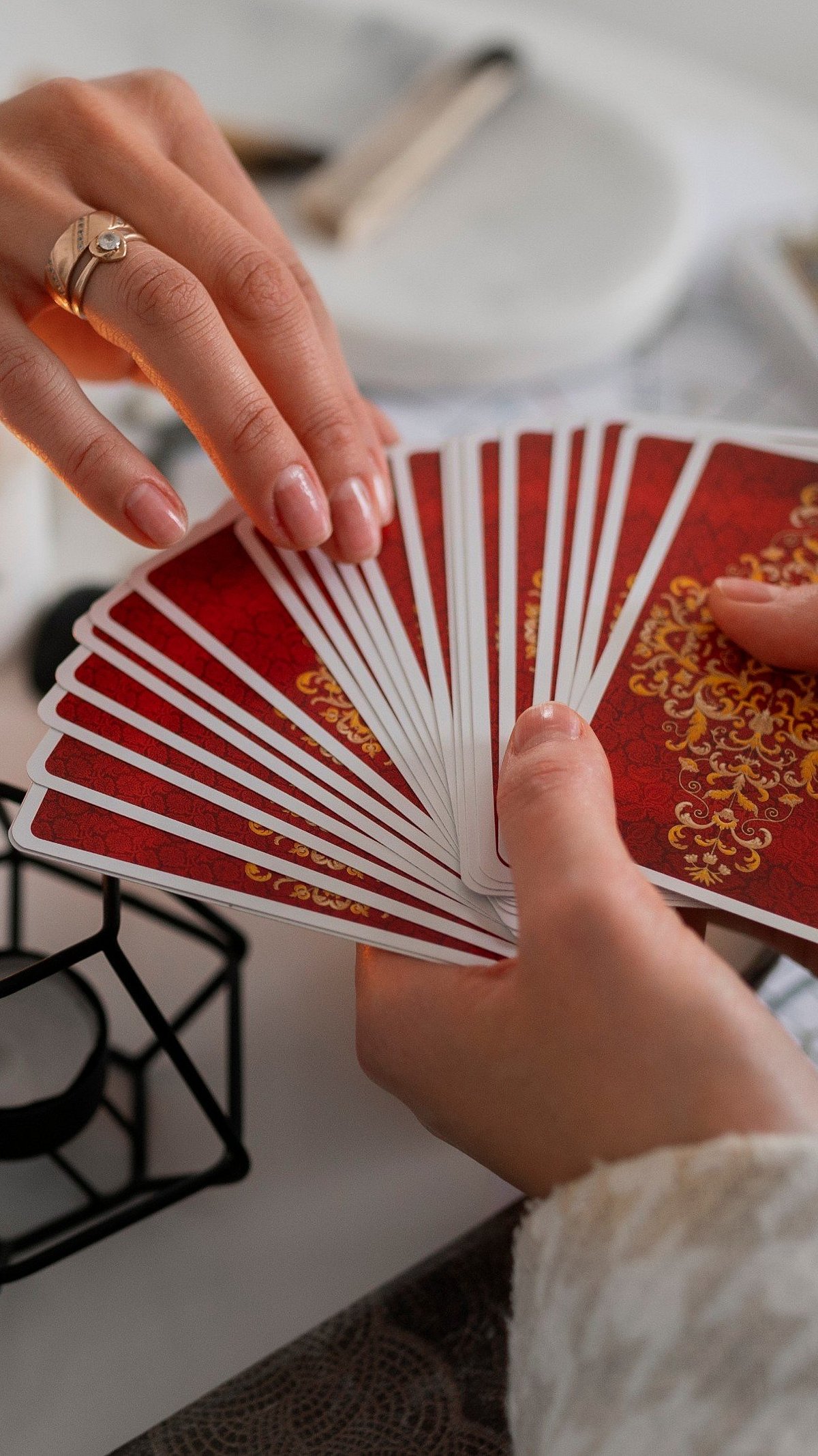 Weekly Tarot Predictions: Tarot Card Reading From Dec 15th, 2025 To Dec 21st, 2025 For All Zodiac...