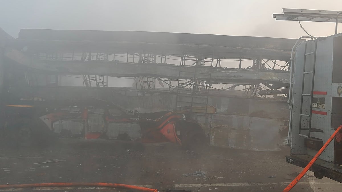 Yamuna Expressway Horror: 75-Year-Old Trapped In Bus Makes Last Call To Daughter Before Dying In...