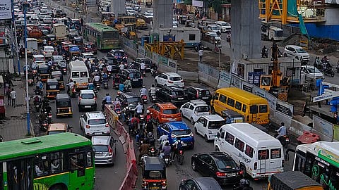 Once Pune's Fastest, Nigdi-Dapodi Route Now A Traffic Nightmare | DTE