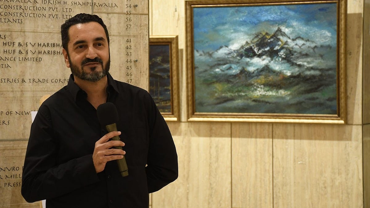 Dr Zirak Marker’s Exhibition 'When Light Touches' Opens at Gallery FPH