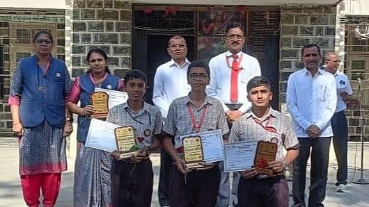 Nashik: Maratha High School Students Win Prize For Medicine Reminder Tool |