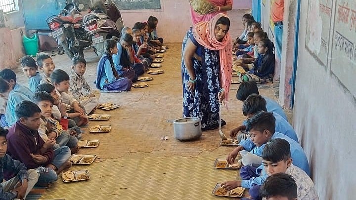 ₹600 Crore Dues Delay Mid-Day Meals in Dhar