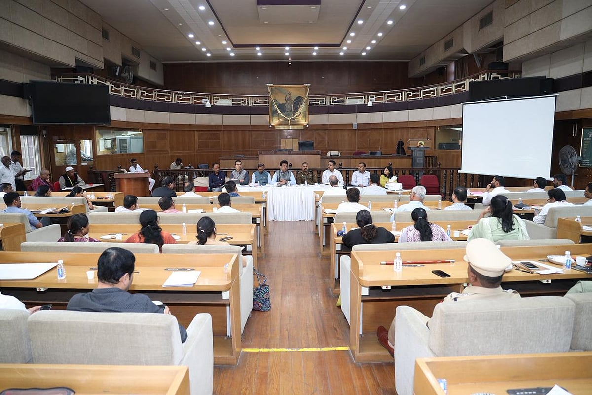Pune: PMC Steps Up Election Preparations; Security & Logistics Reviewed
