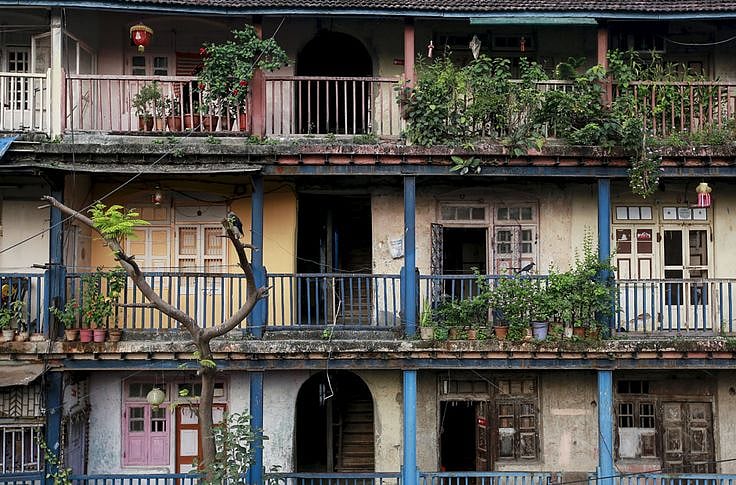 Mumbai: Over 700 Residents Asked To Vacate Dangerous LIC Buildings Amid Redevelopment Delay 