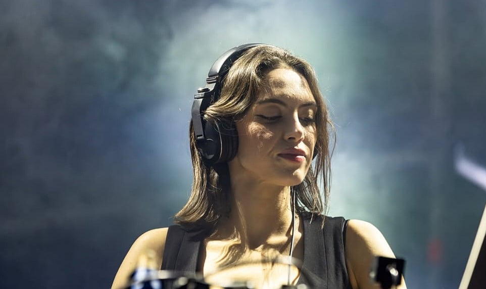 Sara Landry makes India debut in Mumbai