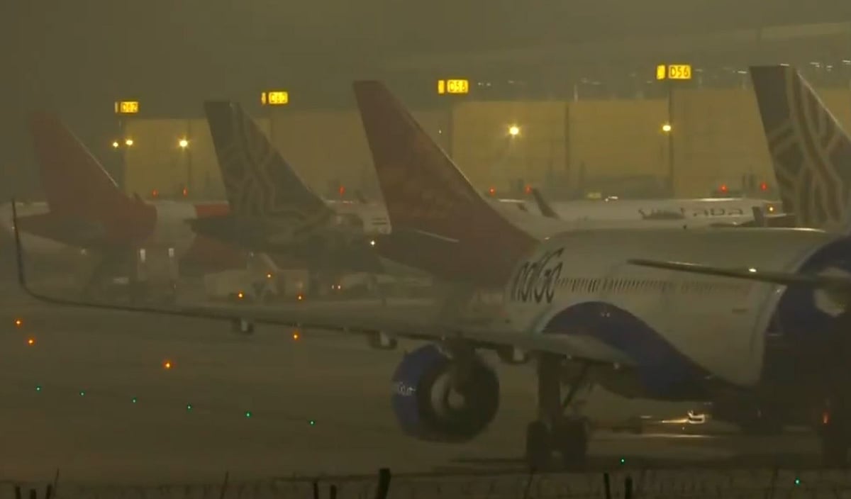 Dense Fog Disrupts Flights At Delhi Airport, Over 370 Delayed