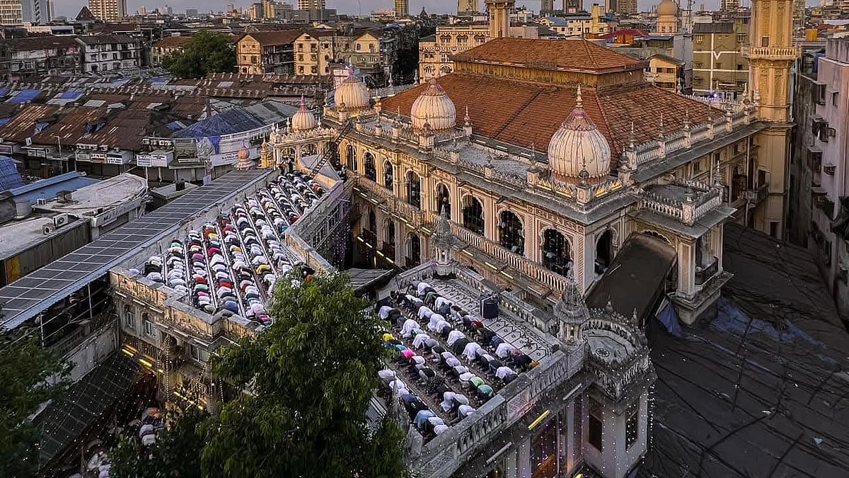 Restore Temples Movement List Flags Mumbai’s Jama Masjid As Former Temple Site 