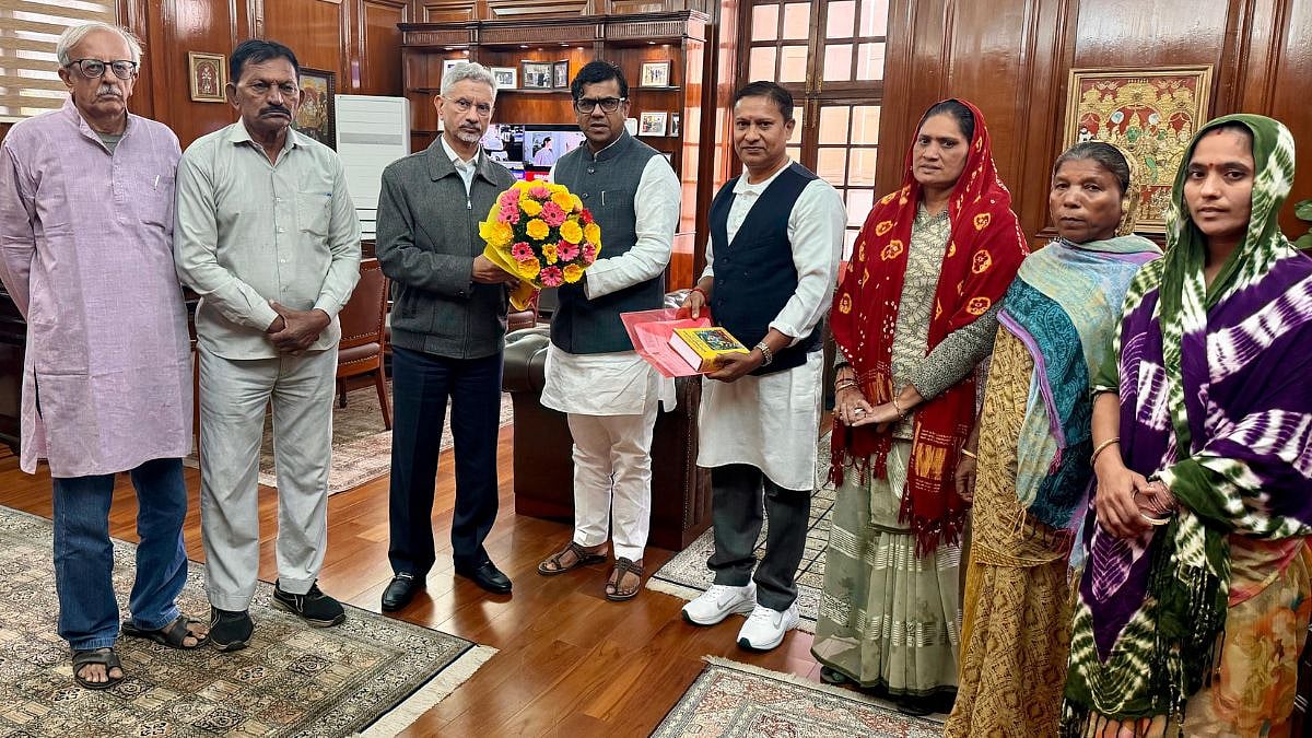 A delegation of fishermen and activists meets External Affairs Minister S Jaishankar in New Delhi seeking the release of Indian fishermen detained in Pakistan | File Photo