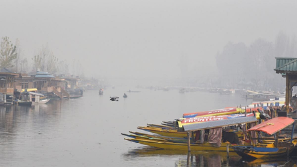 J&K: Minimum Temperatures Drop Below Zero In Gulmarg & Pahalgam 