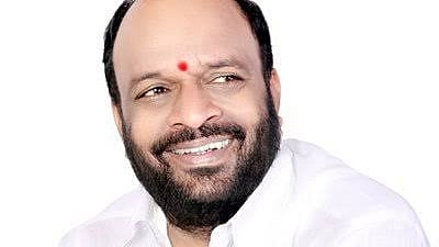 APMC Chairman Radhakisan Pathade Resigns After Completing Tenure; Race For Successor Begins In Chhatrapati Sambhajinagar