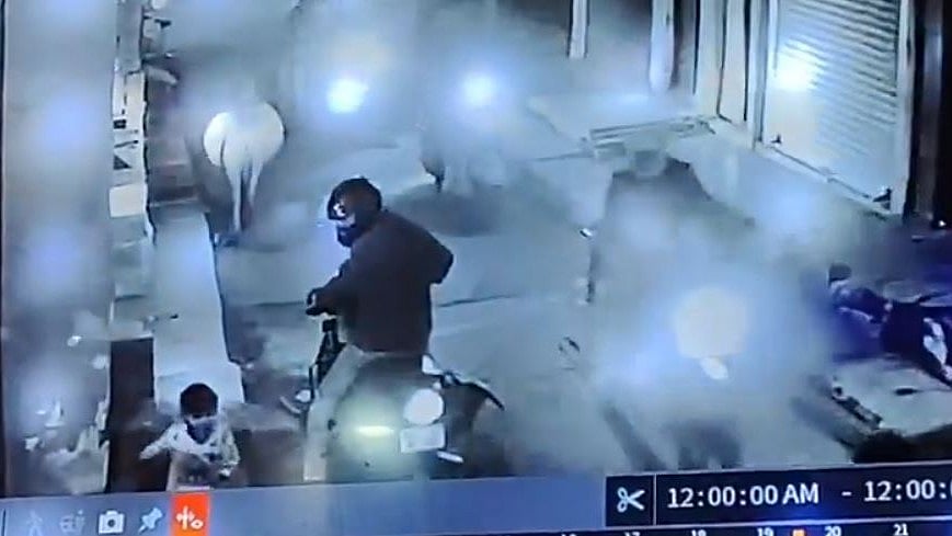 Stray Bull Attacks Child In Maharajganj, Biker’s Quick Thinking Saves Her - VIDEO