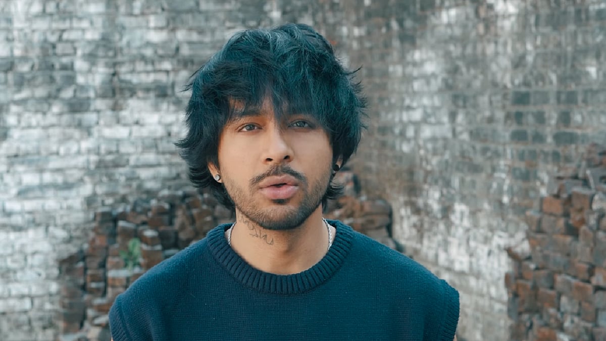 'Hindu Muslim Na Koi...': Tony Kakkar Mentions Bangladesh Lynching Incident In New Track Chaar Log, Gives Befitting Reply To Lollipop Song Trolls - Watch 