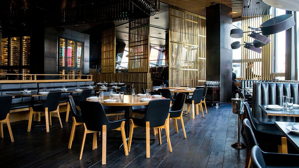 Maharashtra Govt Allows Excise-Licensed Bars, Restaurants To Operate Until 5 AM On Christmas, New Year’s Eve 