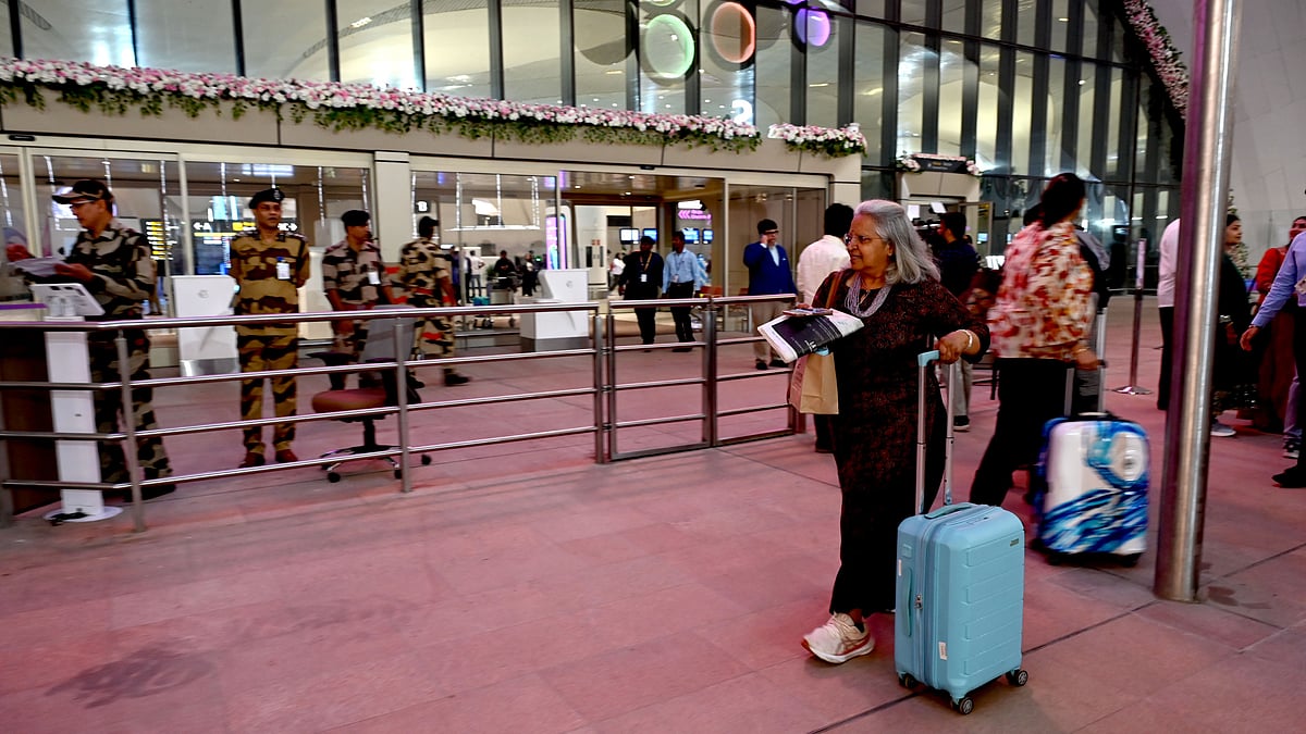 NMIA Welcomes 4,000 Passengers On Inaugural Day, Know What Happened On First Day | VIDEO