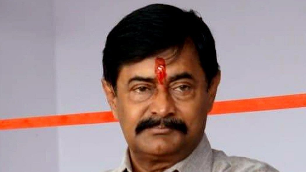 MP News: BJP, Congress Distance Themselves After Former Minister  Deepak Joshi’s Marriage; Photos...