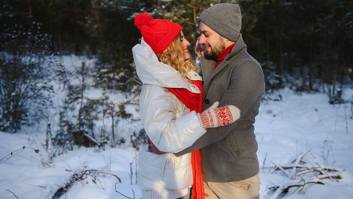 What Is Snowmanning? The Viral Winter Dating Trend That Experts Warn Against