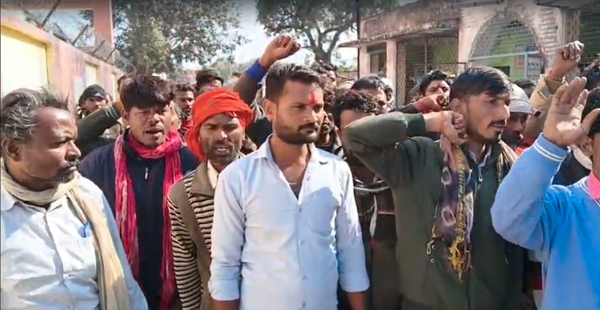 MP News: 22-Year-Old Life-Term Prisoner Commits Suicide By Jumping From Chhatarpur District Jail Roof; Family Demands Action Against Jailer |