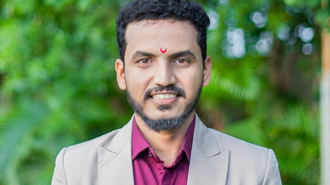 Chhatrapati Sambhajinagar Researcher Ajay Zinjade Gets Patent For Medicinal Plant Identification...