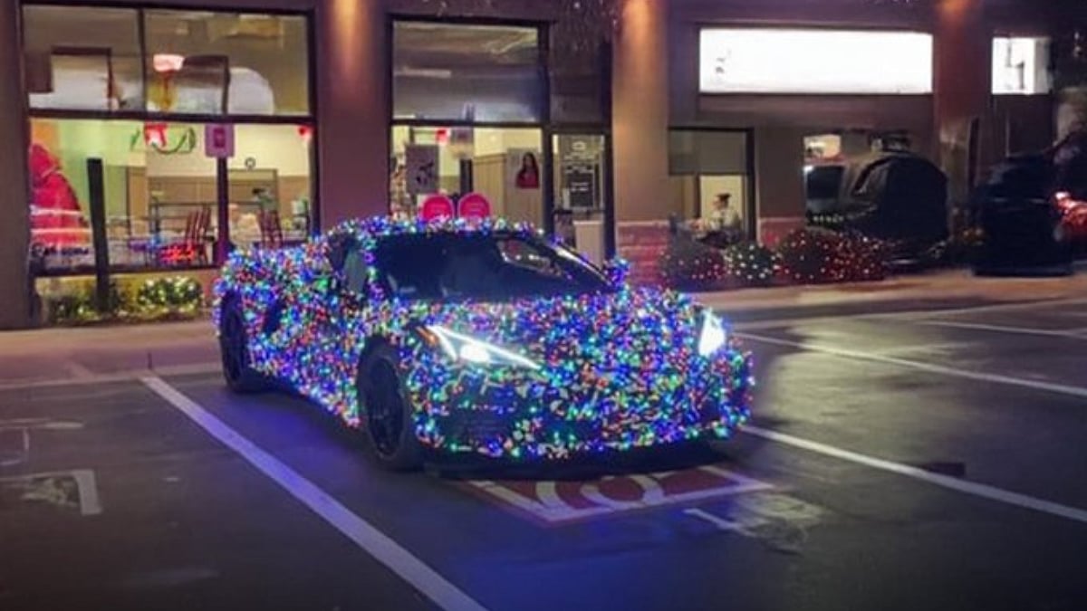 US Man Decorates His Luxurious Sports Car Worth $100K With 2500 Christmas Lights, Later Realises It Violates Traffic Rules | WATCH 