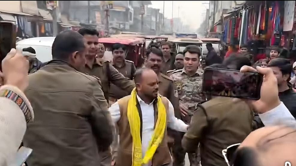 Bhopal News: Enraged Savarna Community Attempts to Burn Ambedkar’s Biography, Ideological Texts