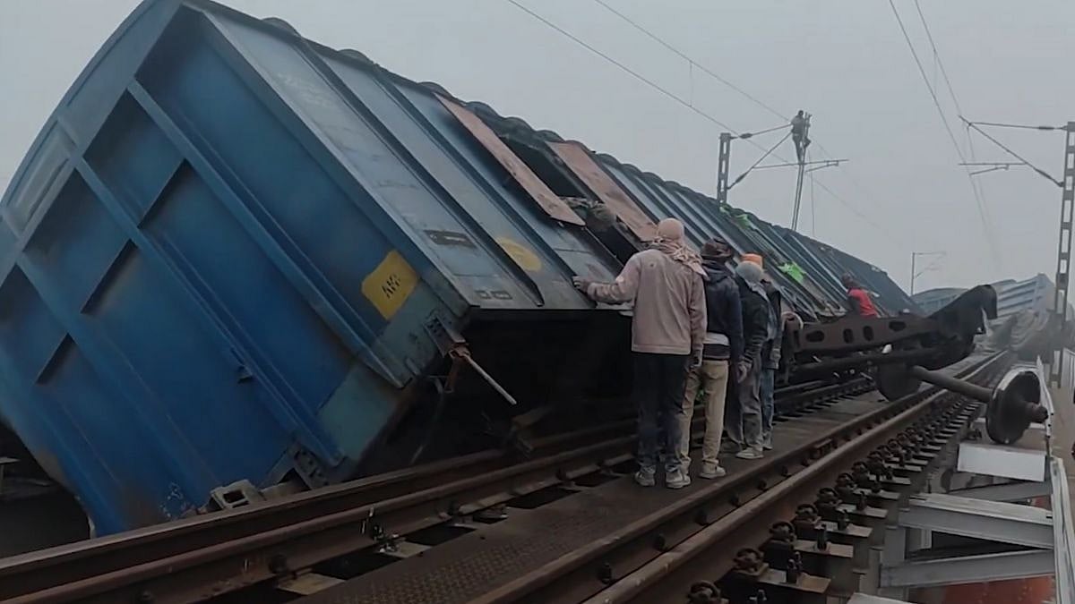 Bihar: Rail Services Disrupted As 19 Wagons Of Goods Train Derail Near Simultala In Jamui District; Videos Surface 