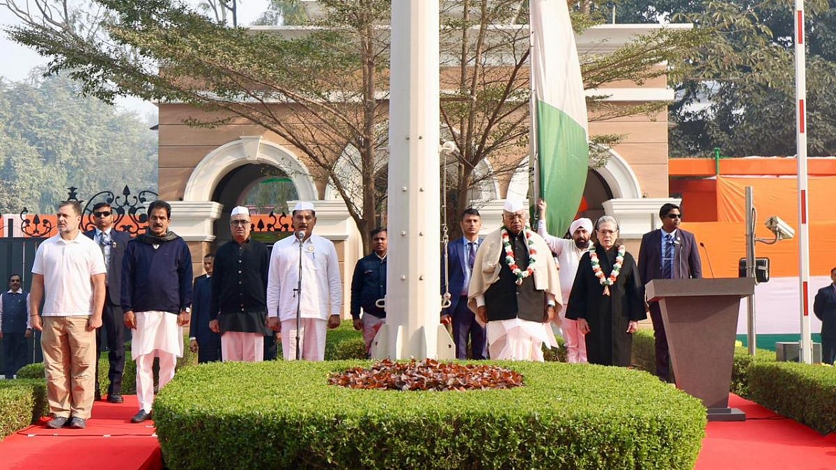 New Delhi: Congress Marks 140th Foundation Day, Mallikarjun Kharge Highlights Party's Legacy &...