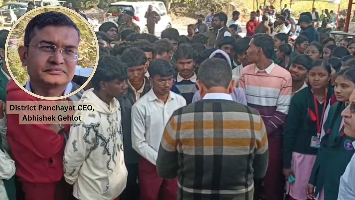 MP News: Jabalpur's Eklavya Tribal Residential School Students Protest Against Principal, Accuses...