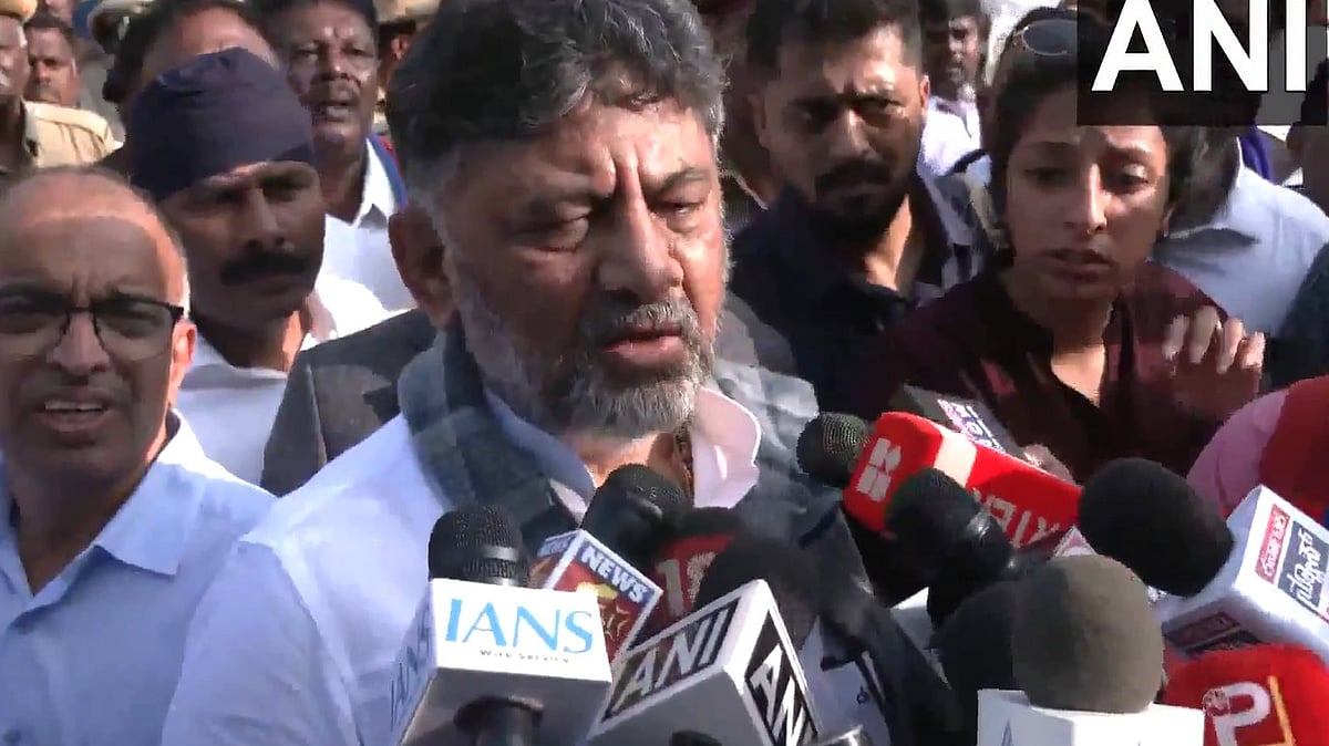 'Kerala CM Is Playing Politics': DK Shivakumar Hits Back At Pinarayi Vijayan Over Bengaluru...
