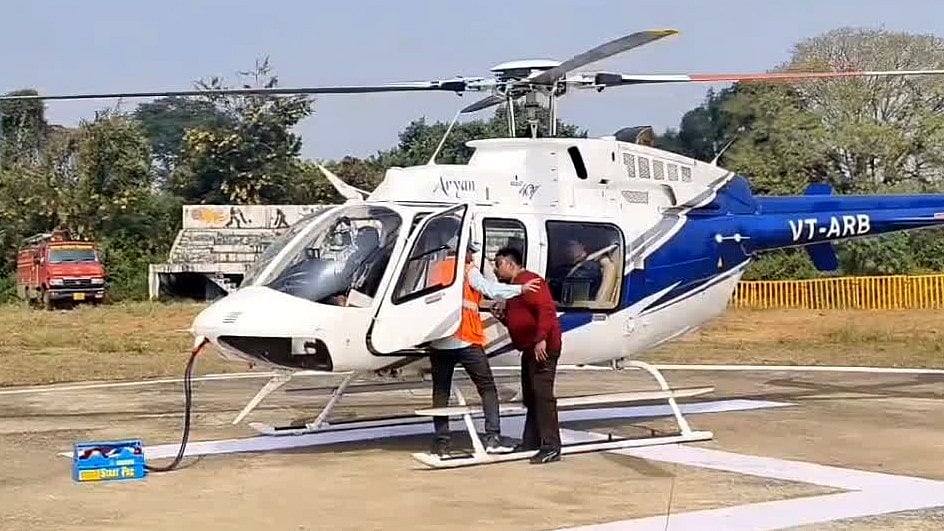 Bhopal News: Indore-Ujjain Heli Service Hit, Jabalpur Lags Tourists Flock To Jyotirlingas, Seniors...