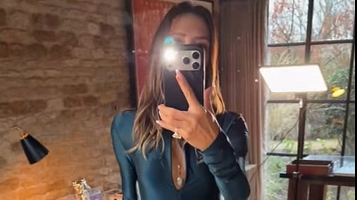 Victoria Beckham Trolled Over Tiny Hips In An Outfit: Critics Ask, 'Where Are The Curves?' 