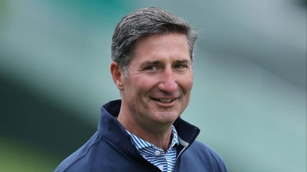 Will Starbucks Automate Using AI & Have Fewer Staff In Stores? CEO Brian Niccol Answers