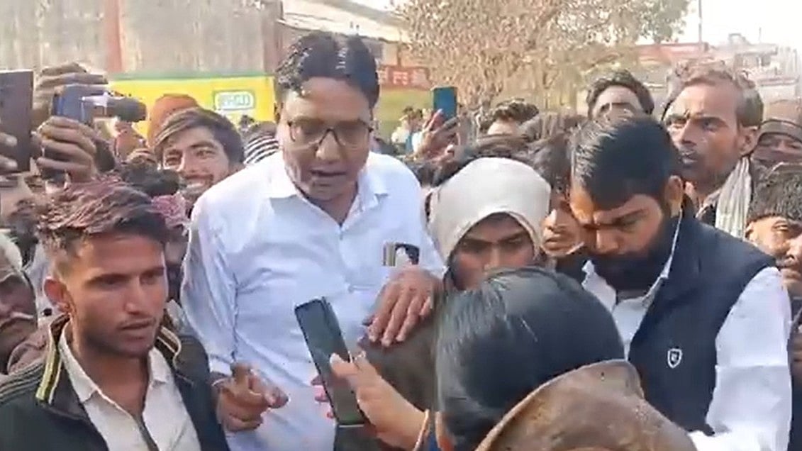 MP News: Farmers Block NH-552 Near Sheopur Over Fertiliser Shortage; FIR Filed Against 12 Including...