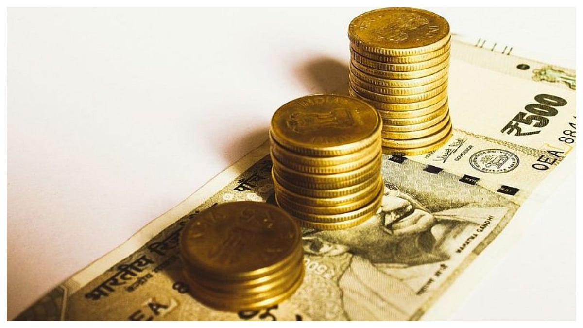 Rupee Plunges 5% In 2025, Becomes Asia's Worst-Performing Currency