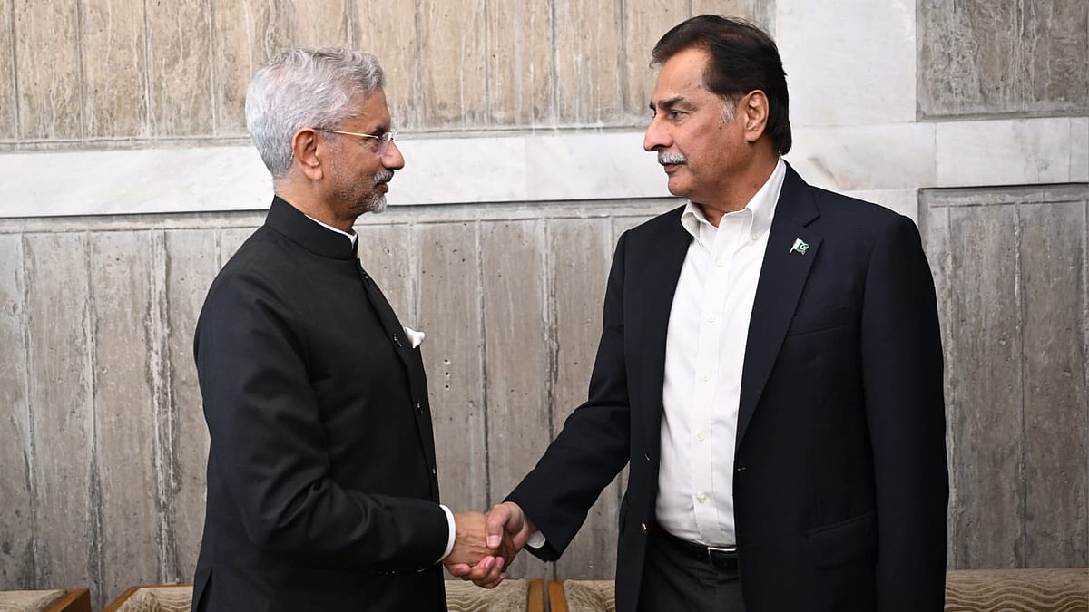EAM S Jaishankar, Pakistan Speaker Sardar Ayaz Sadiq Shake Hands Ahead Of Khaleda Zia’s Funeral In...