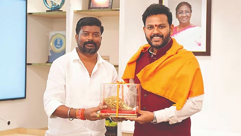 From Tempo Driver To Airline Founder: Unnao Native Shravan Vishwakarma’s Shankh Air Cleared For January 2026 Take-off 