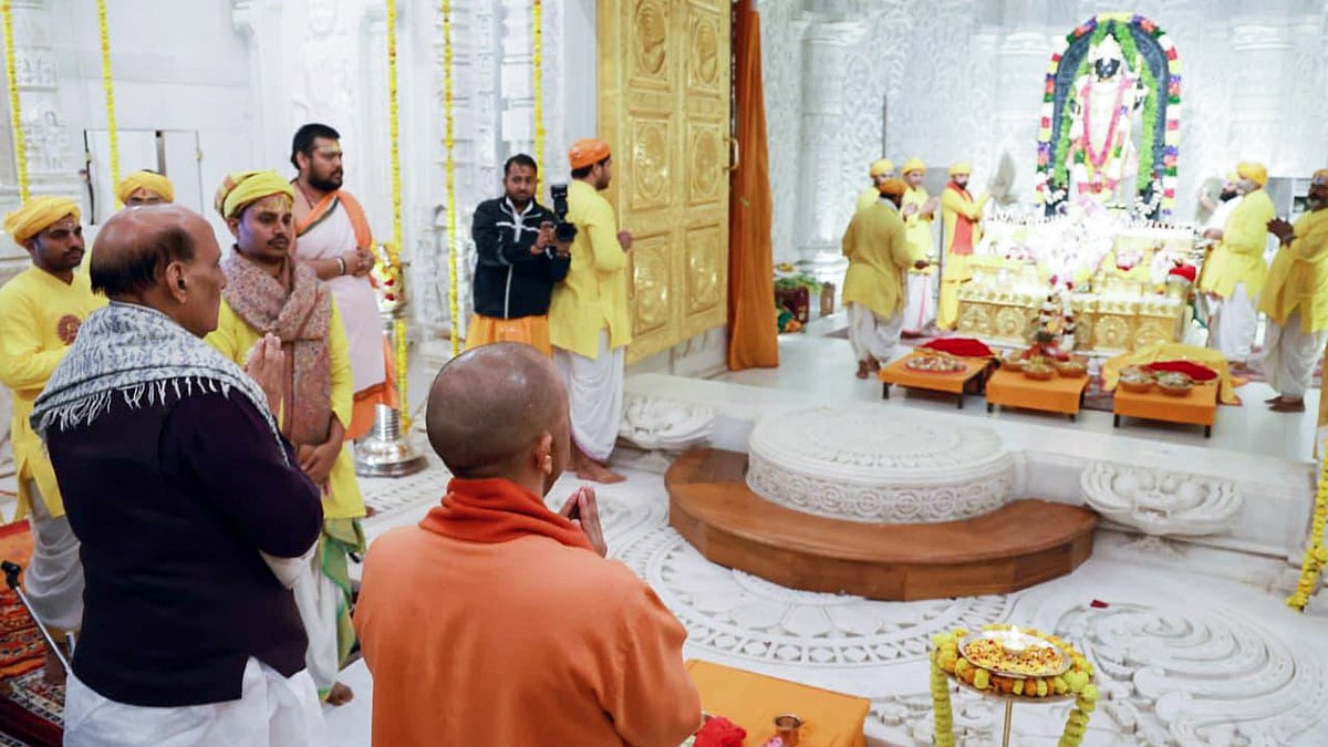 UP CM Yogi Adityanath, Rajnath Singh Offer Prayers At Ayodhya Temples 