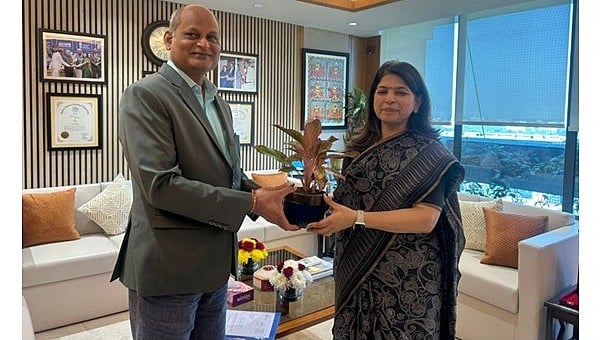 Mumbai Port Expands Marine Oil Terminal