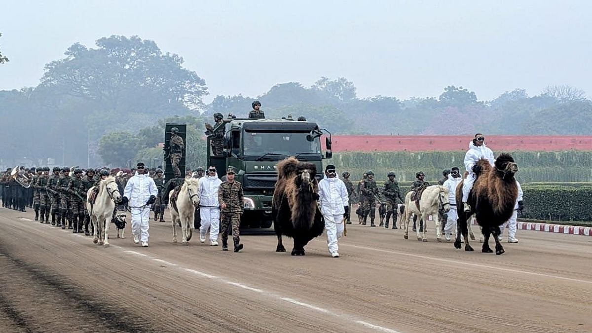 New Delhi: Republic Day 2026 Rehearsals Continue At India Gate Despite Fog; Army Showcases High-Altitude Animal Contingent 
