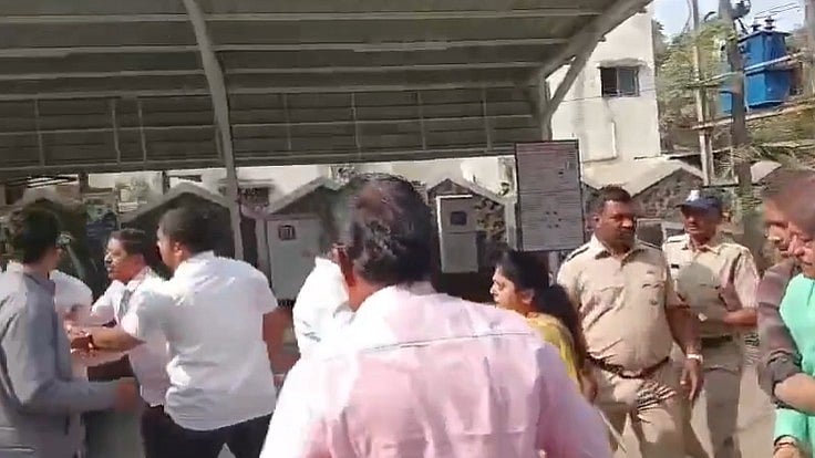 VIDEO: BJP Infighting Turns Violent In Nashik During Nomination Withdrawal