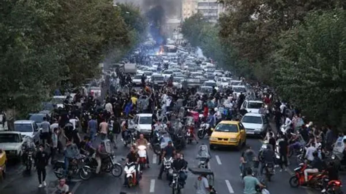 Iran Gripped By Widespread Protests Over Economic Crisis As Fatal Clashes, Arrests And Crackdown By Security Forces Are Reported 