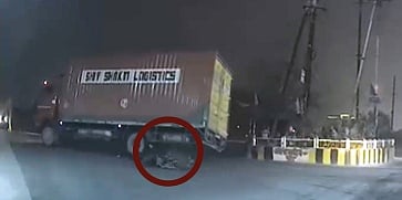 Indore News: Couple With 2 Kids Injured as Truck Runs Over Bike