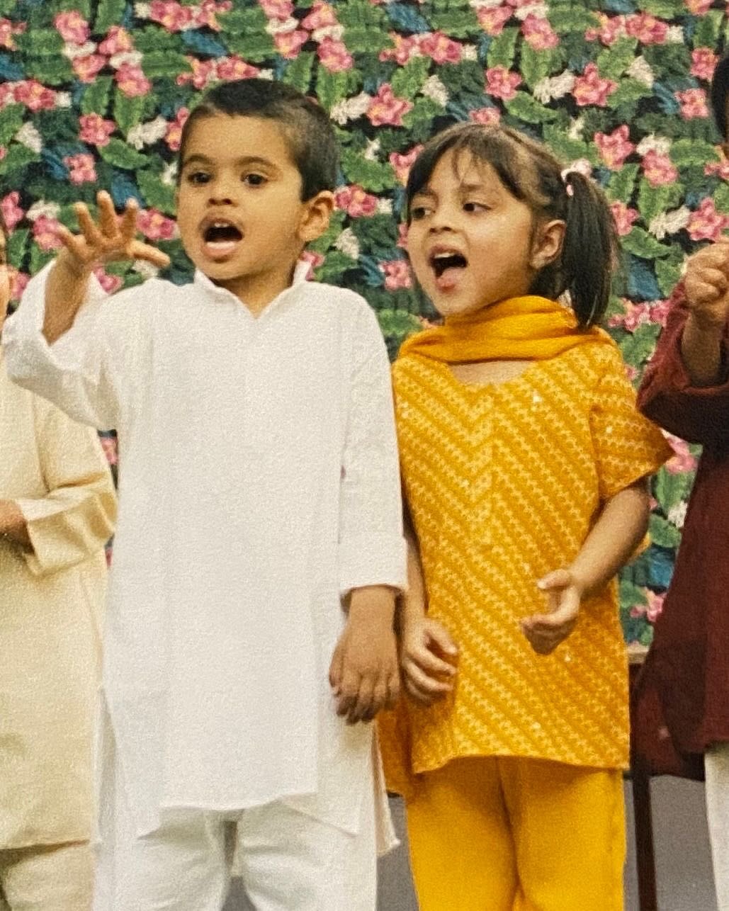 Raihan Vadra & Aviva Baig's childhood picture