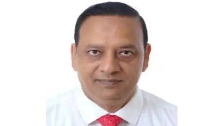 UP: 55-Year-Old IOC Director Falls To Death While Taking Phone Call In Noida